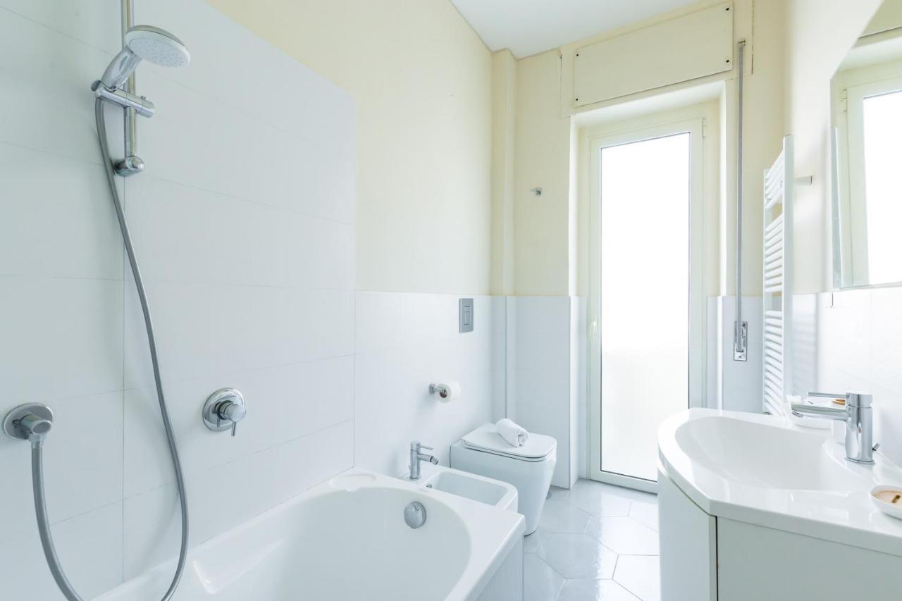 Chiaia Mon Elegant Flat By Napoliapartments Apartment