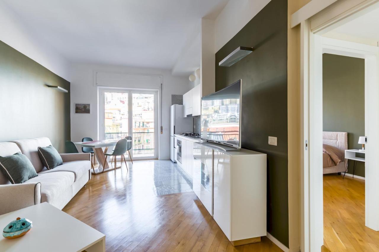 Chiaia Mon Elegant Flat By Napoliapartments * Napoli