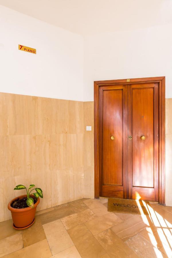 Chiaia Mon Elegant Flat By Napoliapartments Appartamento