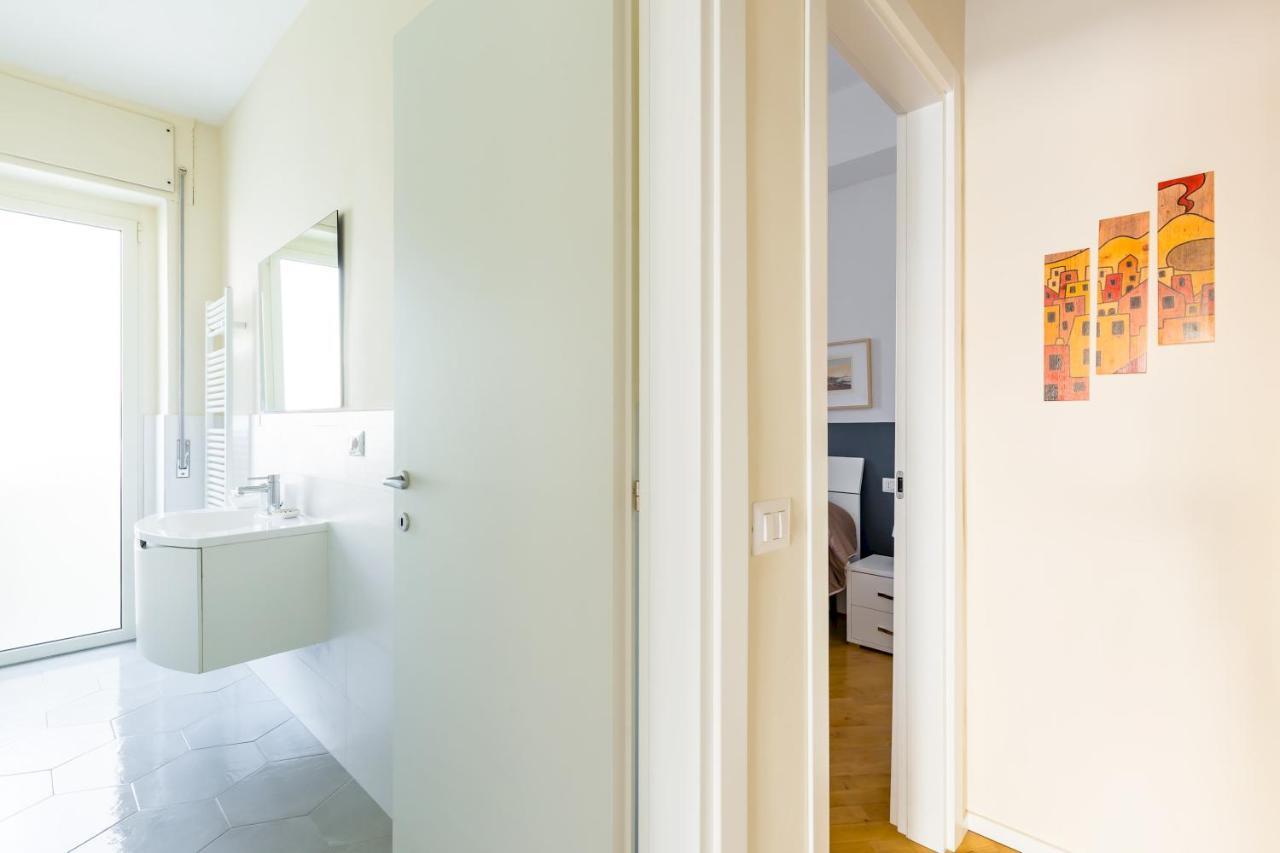 Chiaia Mon Elegant Flat By Napoliapartments